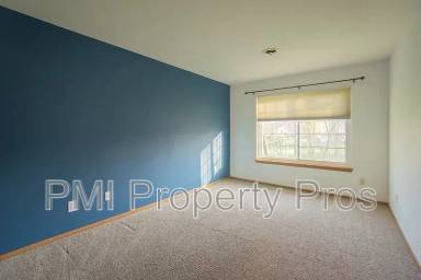 Main picture of 18755 Brookfield Lake Dr