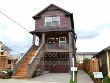 Main picture of 6619 NE Grand Ave