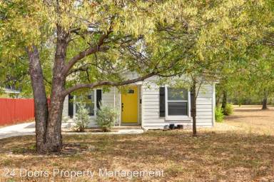 Main picture of 320 Waynell St