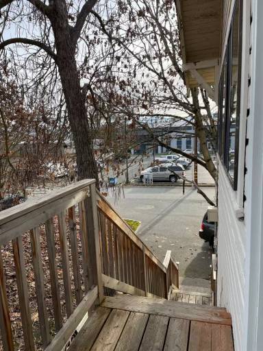 Main picture of 303 NE D St