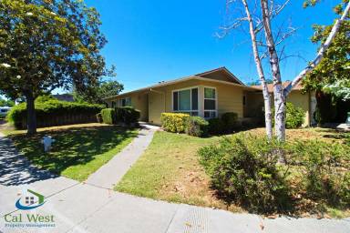 Main picture of 2298 Calabazas Blvd