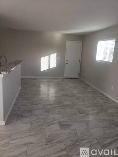 Main picture of 16550 Olive St