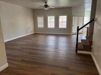 Main picture of 59 S 2875 W