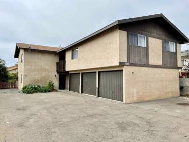 Main picture of 880 S 10th St