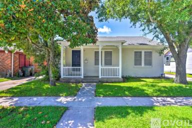 Main picture of 4901 Houston Dr