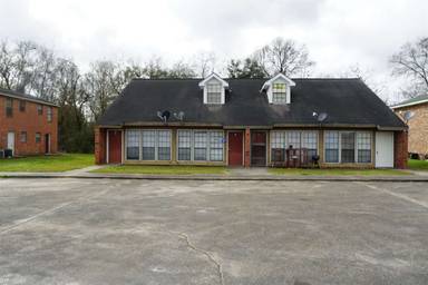 Main picture of 202 Belfast St