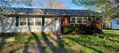 Main picture of 1008 Glendale St