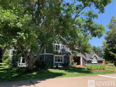 Main picture of 1221 Forest Hills Ln