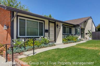 Main picture of 645 W Main St