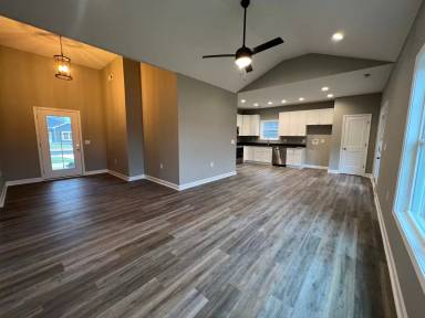 Main picture of 2679 Cedrus Ave