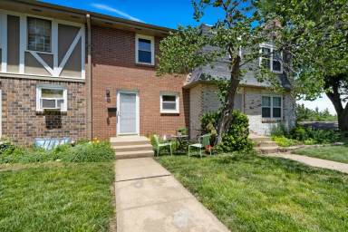 Main picture of 403 Research Dr