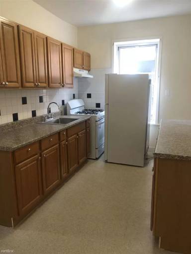Main picture of 1268 Remsen Ave