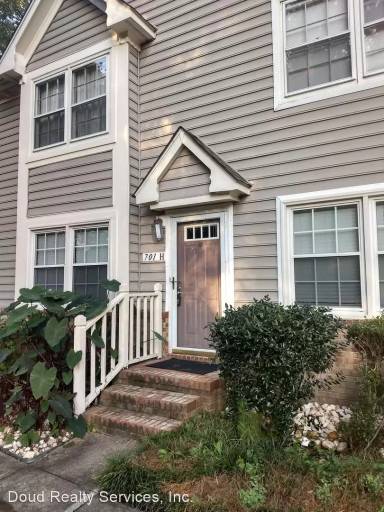 Main picture of 701 New River Ct