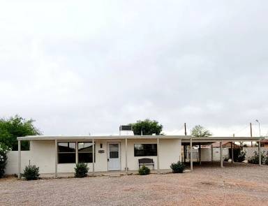 Main picture of 301 N Avenue A