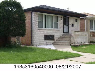 Main picture of 3835 W 84th Pl