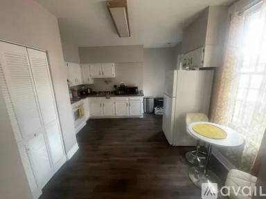 Main picture of 408 W Marshall St