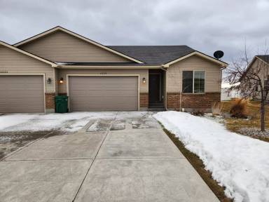 Main picture of 4220 E Roy Cir