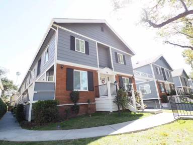 Main picture of 76 N Sierra Bonita Ave