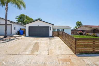 Main picture of 8631 Flanders Dr