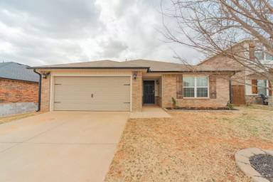 Main picture of 2505 Demotte Dr