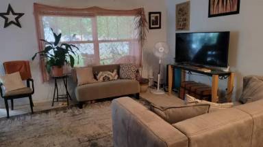 Main picture of 1021 Park Ave
