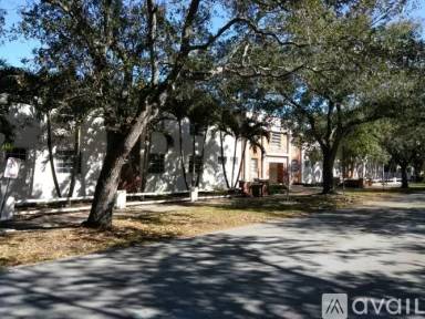 Main picture of 427 Anastasia Ave