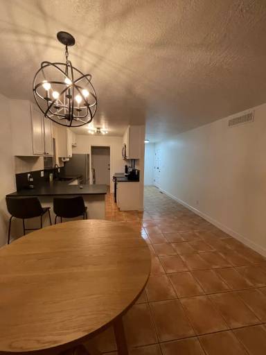Main picture of 520 Ortiz Dr NE