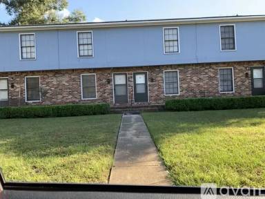 Main picture of 430 Dorsett Ave