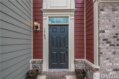 Main picture of 1765 Evergreen Dr