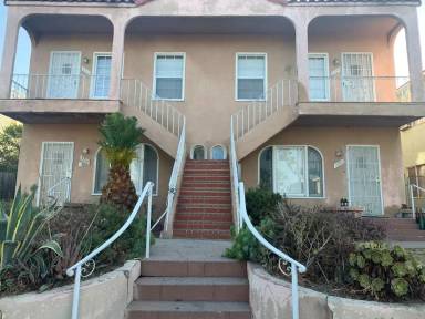 Main picture of 2216 Locust Ave