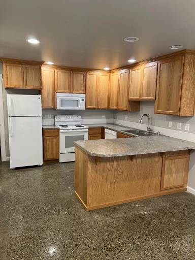 Main picture of 8714 Golden Given Rd E