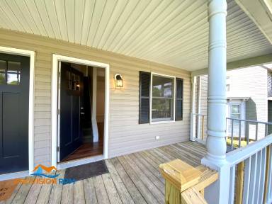 Main picture of 411 South Liberty Street - B