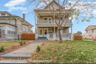 Main picture of 1839 Irving Ave N