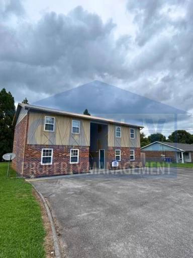 Main picture of 1380 Village Oak Cir NW