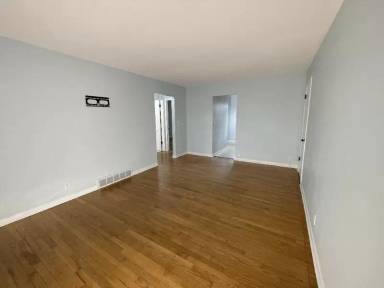 Main picture of 1025 Mayfair Dr