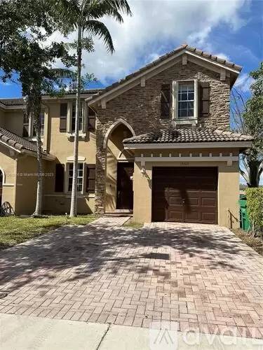 Main picture of 15315 SW 9th Way