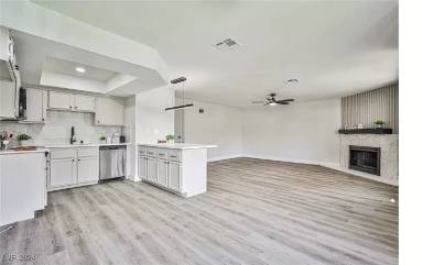 Main picture of 2712 Beaver Creek Ct