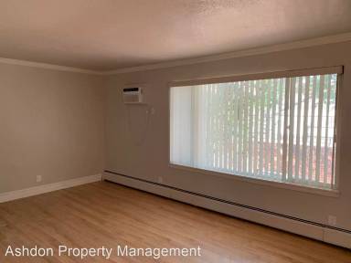 Main picture of 30 N Pearl St