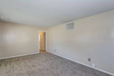 Main picture of 519 S Derby Ave