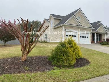 Main picture of 1910 Charleston Oak Cir