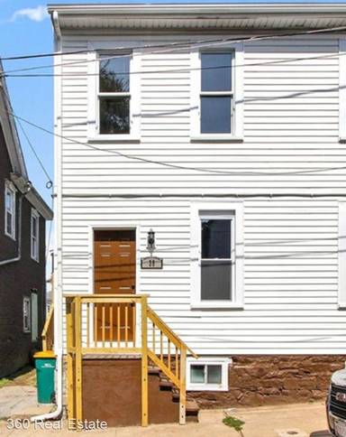 Main picture of 36 Cleveland Ave