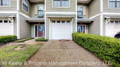 Main picture of 112 Southhaven Cir