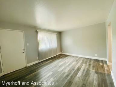 Main picture of 27340 Tyrrell Ave