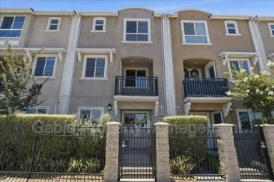 Main picture of 14854 Nordhoff St