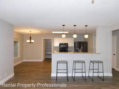 Main picture of 9519 Silver Elm Pl