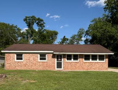 Main picture of 3330 Karian Dr