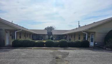 Main picture of 903 Lois St