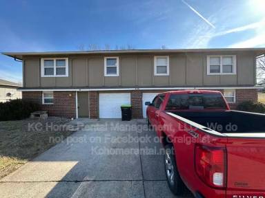 Main picture of 405 NE Westwind Dr