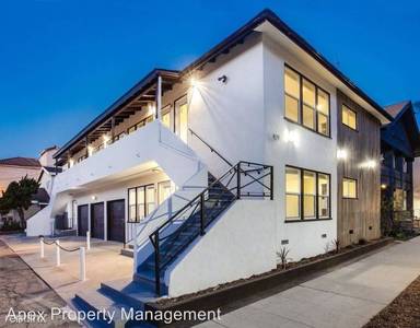 Main picture of 429 W 3rd St