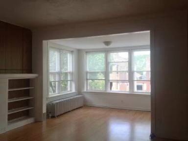 Main picture of 4908 N Albany Ave